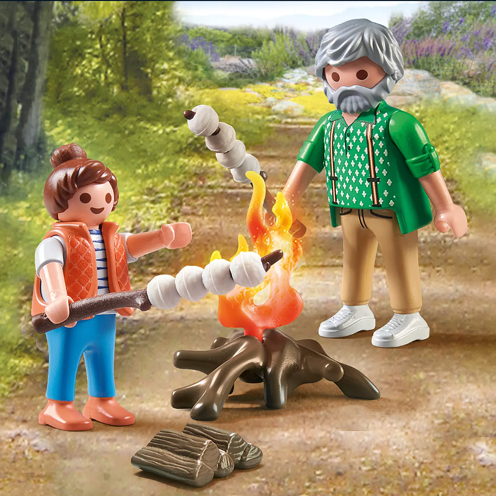 GRAND-PÈRE AVEC PETITE FILLE ET FEU